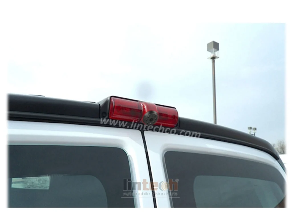 brake-light-camera-gmc-savana-and-chevrolet-express-van-6